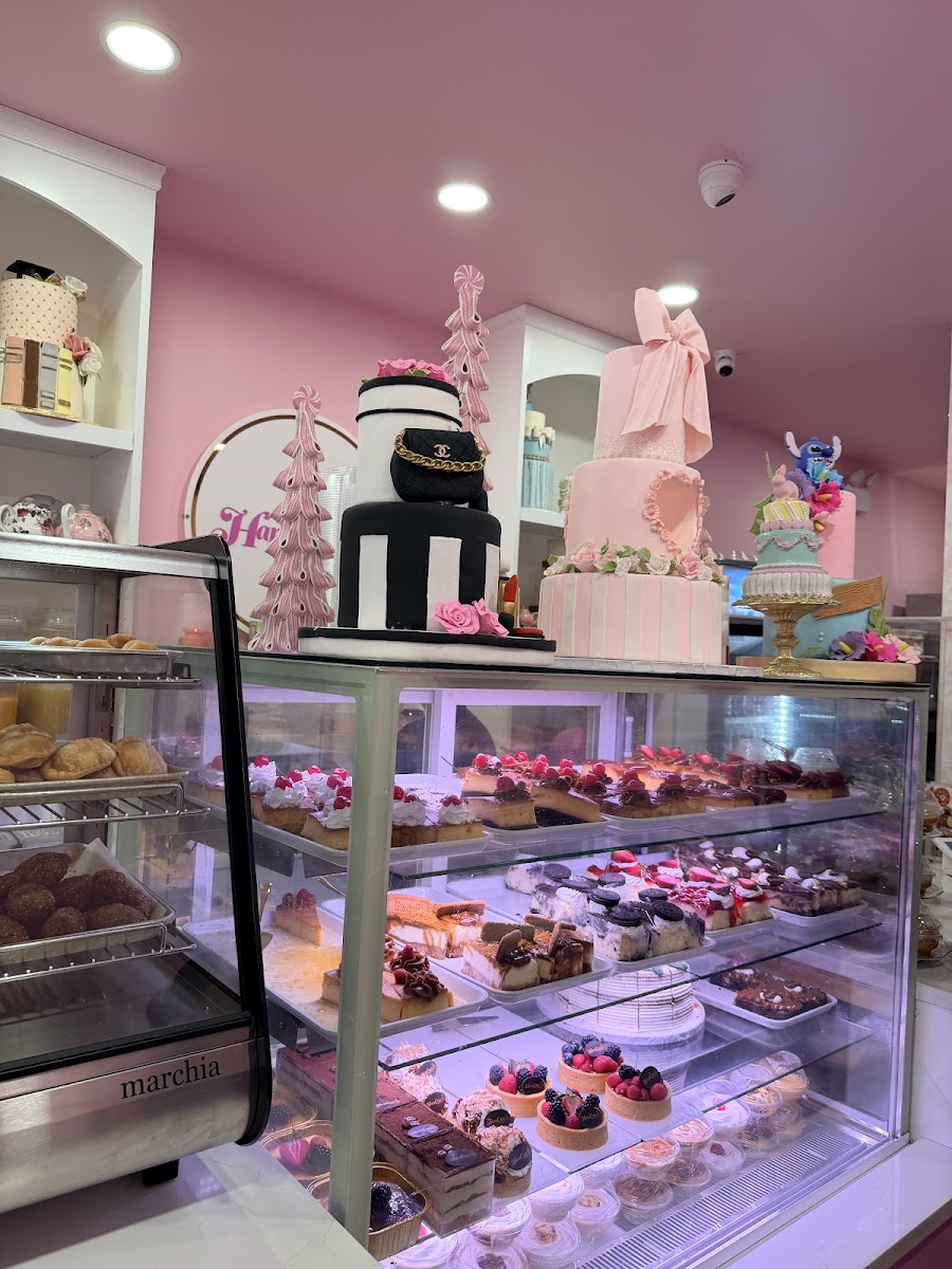 HAPPY CAKE BAKERY photo 3